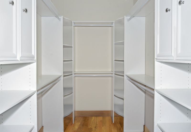 How Closet Installation Improves Home Organization